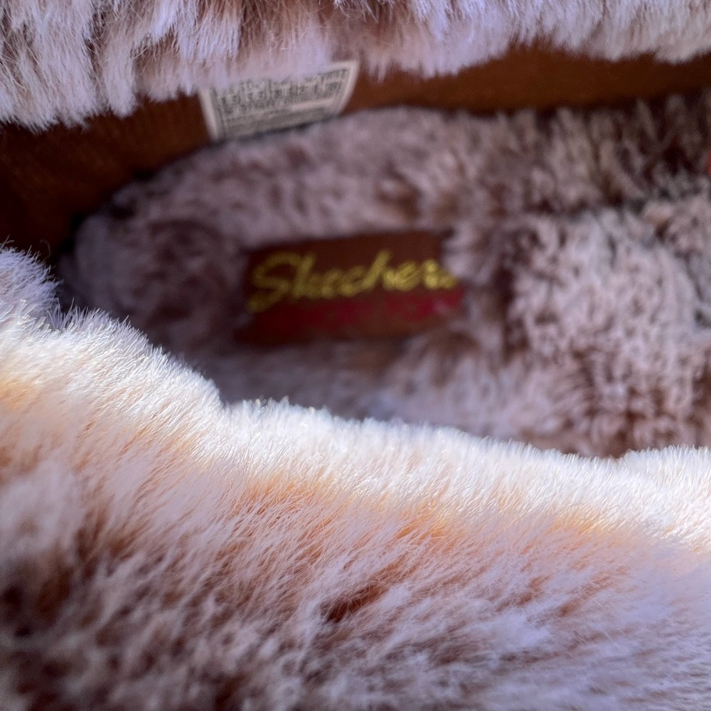 Skechers Tan Plush Women's Slippers - Picture 2 of 3